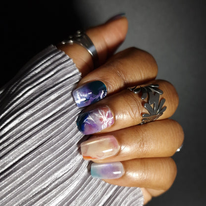 Cosmic Dreams - Press On Nails