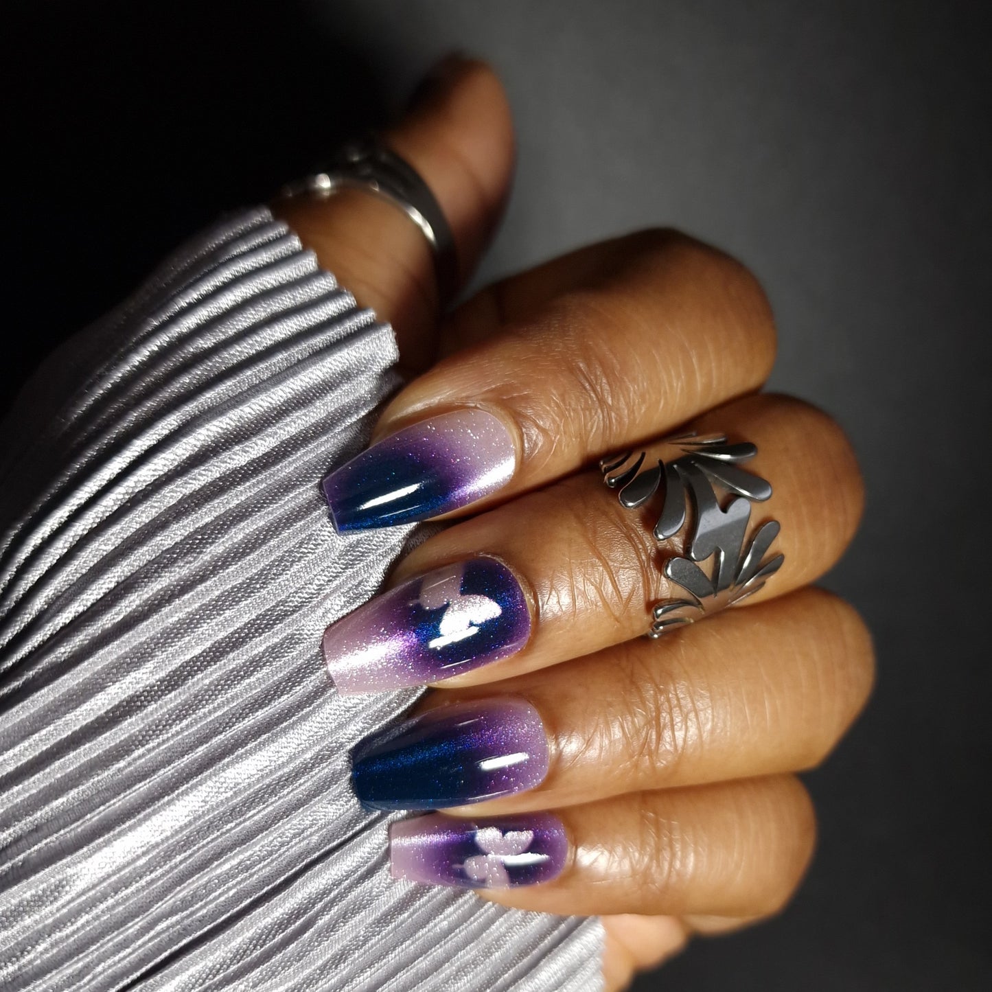 Midnight Bloom - Press On Nails